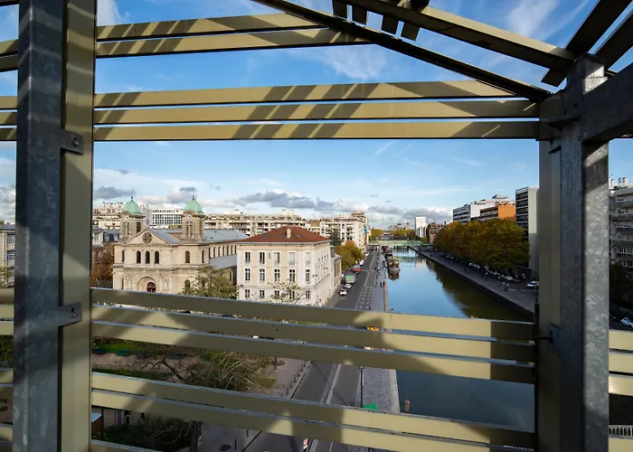 Holiday Inn Express -Canal De La Villette By IhgHotel Pas Cher Paris